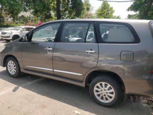 Toyota Innova 2.5 VX 7 STR 2014 MT for sale in Chandigarh