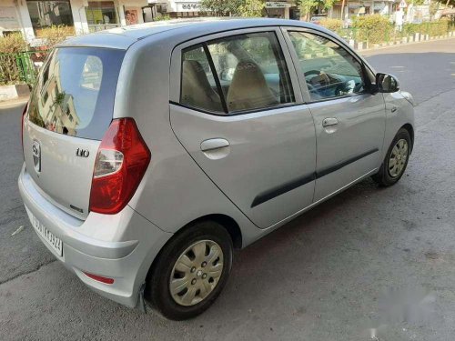 Hyundai i10 Magna 1.1 2011 MT for sale in Surat