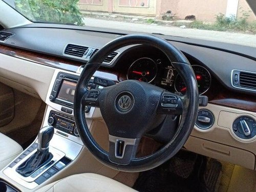 2011 Volkswagen Passat Diesel Comfortline AT for sale in Hyderabad