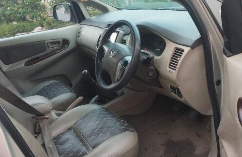 Toyota Innova 2012 MT for sale in New Delhi