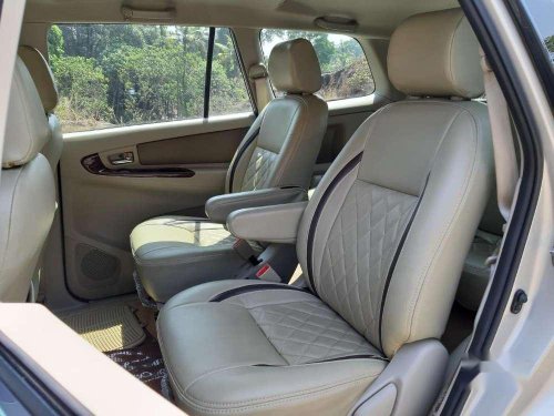 Used 2014 Toyota Innova MT for sale in Kochi 