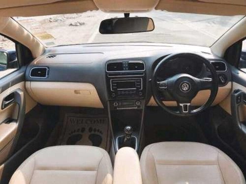 2013 Volkswagen Vento Petrol Highline MT in New Delhi