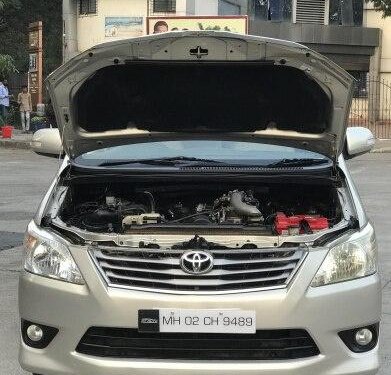 Used 2012 Toyota Innova 2004-2011 MT for sale in Thane