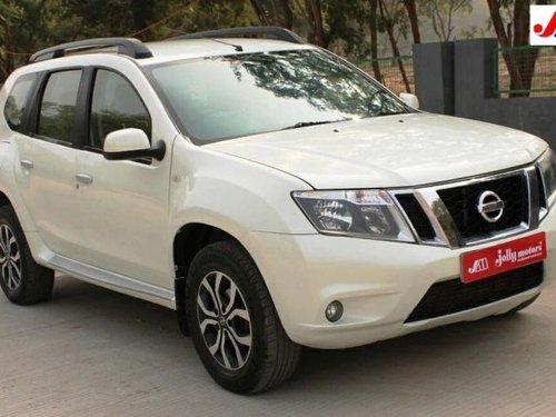 Used Nissan Terrano 2014 MT for sale in Ahmedabad 