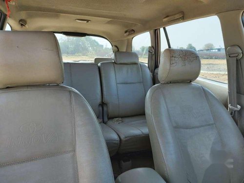 Used 2010 Toyota Innova MT for sale in Vijapur 