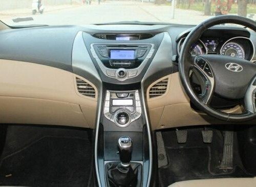 Hyundai Elantra CRDi SX 2014 MT for sale in Ahmedabad 