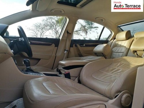 Used 2011 Volkswagen Passat AT for sale in Mumbai 