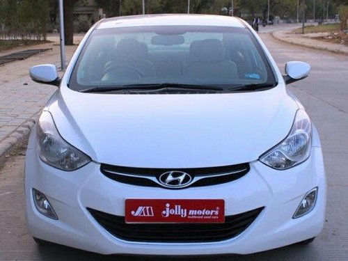 Hyundai Elantra CRDi SX 2014 MT for sale in Ahmedabad 