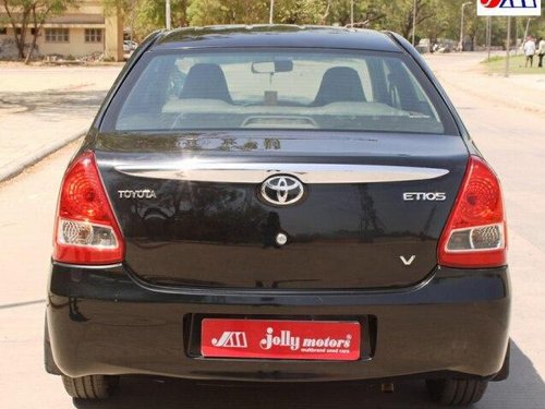 Used Toyota Platinum Etios 2011 MT for sale in Ahmedabad 