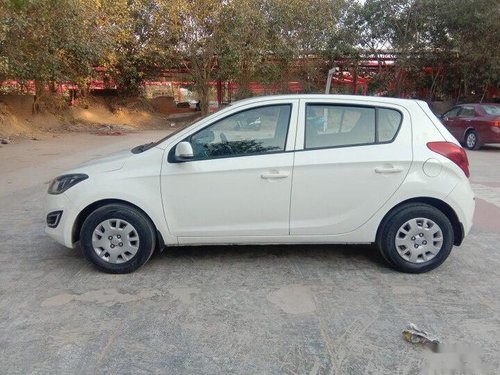 Hyundai i20 Magna Optional 1.4 CRDi 2014 MT in New Delhi 