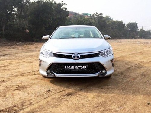 Used Toyota Camry 2015 AT for sale in New Delhi 