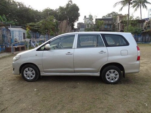Used Toyota Innova 2.5 GX (Diesel) 8 Seater 2012 MT in Kolkata 