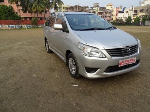 Used Toyota Innova 2.5 GX (Diesel) 8 Seater 2012 MT in Kolkata 