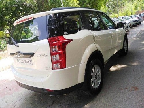 Used 2017 Mahindra XUV 500 AT for sale in New Delhi 