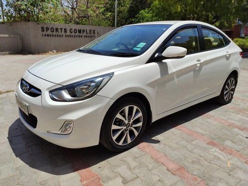 Hyundai Verna 1.6 SX VTVT 2014 MT for sale in Ahmedabad 