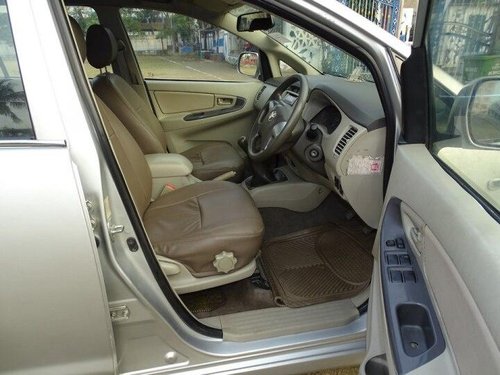 Used Toyota Innova 2.5 GX (Diesel) 8 Seater 2012 MT in Kolkata 