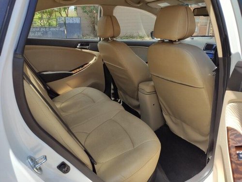 Hyundai Verna 1.6 SX VTVT 2014 MT for sale in Ahmedabad 