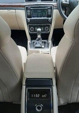 Used 2014 Skoda Superb AT for sale in New Delhi 