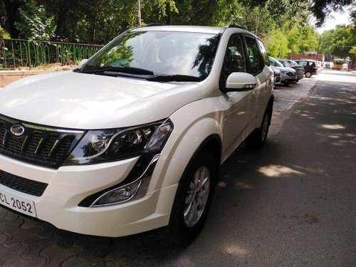 Used 2017 Mahindra XUV 500 AT for sale in New Delhi 