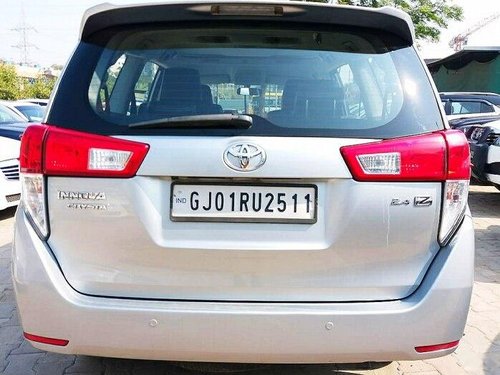 Toyota Innova Crysta 2.4 ZX MT BSIV 2016 MT in Ahmedabad 