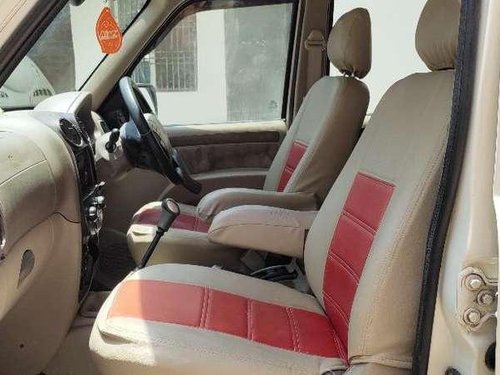 Mahindra Scorpio VLX 2015 MT for sale in Varanasi