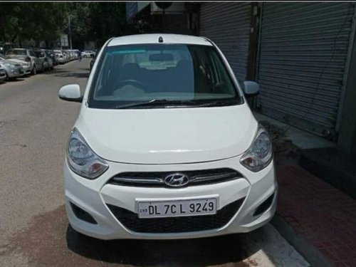 Hyundai i10 Magna 2012 MT for sale in New Delhi