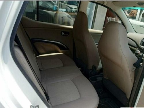 Hyundai i10 Magna 2012 MT for sale in New Delhi