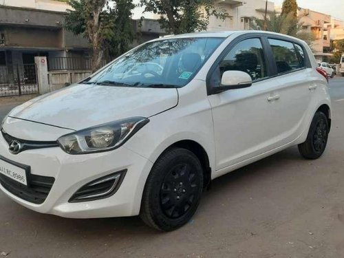 Hyundai I20, 2013, Diesel MT in Ahmedabad