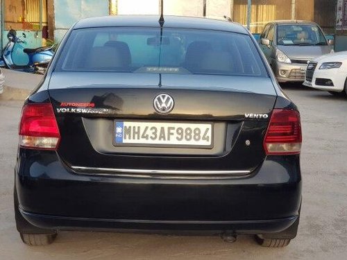 Volkswagen Vento Petrol Highline 2011 MT for sale in Pune