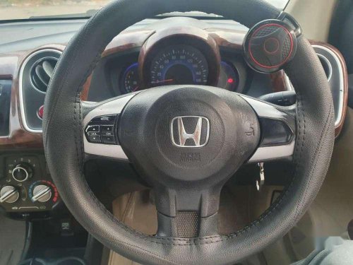 Used 2015 Honda Mobilio V i-DTEC MT for sale in Surat