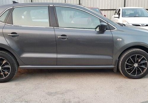 Volkswagen Polo Petrol Highline 1.2L 2011 MT for sale in Pune