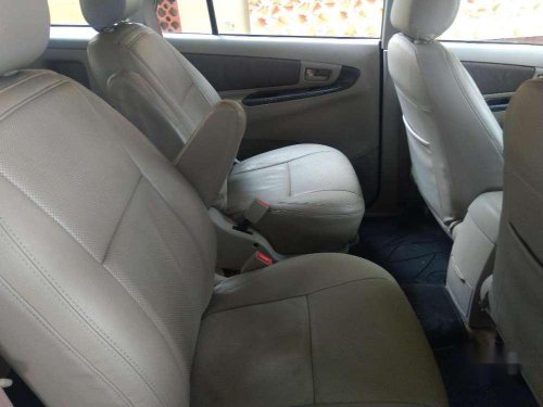 Toyota Innova 2.5 E 2012 MT for sale in Erode