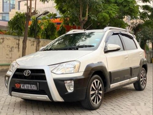 Toyota Etios Cross 1.4L VD 2015 MT for sale in Kolkata