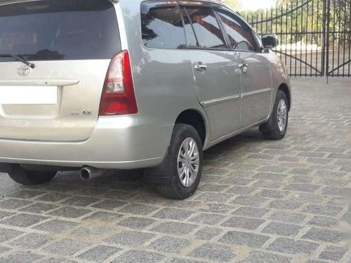 Toyota Innova 2008 MT for sale in Kochi