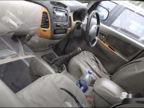 2011 Toyota Innova MT for sale in Shahjahanpur