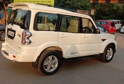 Used 2015 Mahindra Scorpio S10 7 Seater MT for sale in New Delhi