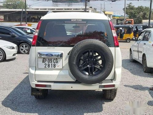 Used 2011 Ford Endeavour MT for sale in Hyderabad 