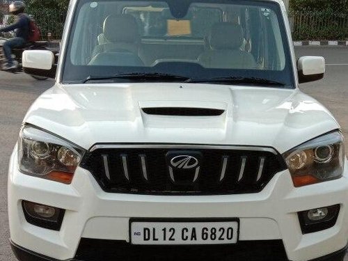 Used 2015 Mahindra Scorpio S10 7 Seater MT for sale in New Delhi