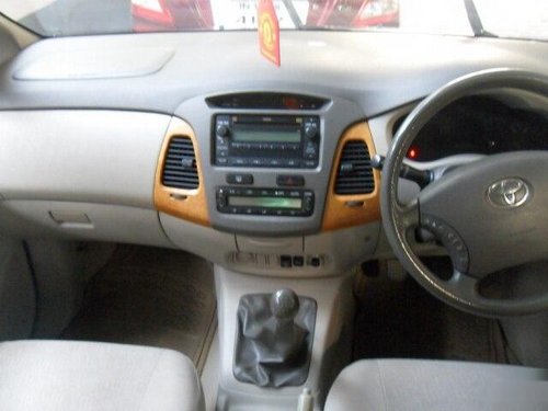 2011 Toyota Innova 2.5 V Diesel 8-seater MT for sale in Coimbatore