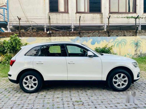 Used 2014 Audi Q5 AT for sale in Kolkata 