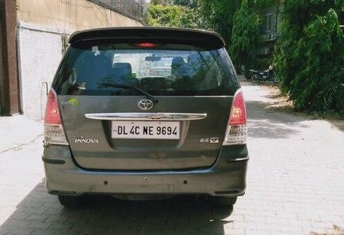 2011 Toyota Innova 2004-2011 MT for sale in New Delhi