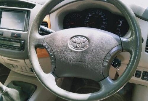 2011 Toyota Innova 2004-2011 MT for sale in New Delhi