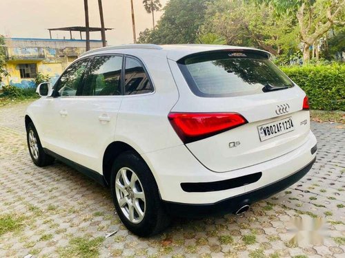 Used 2014 Audi Q5 AT for sale in Kolkata 