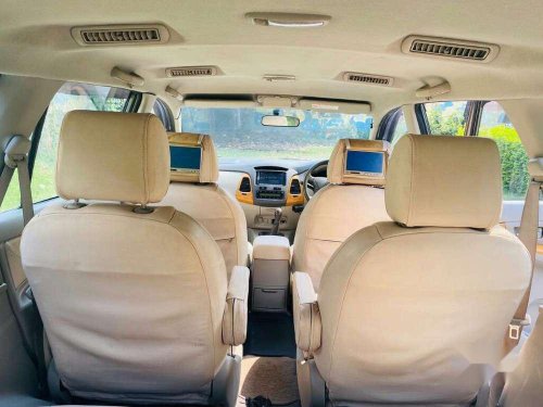 2010 Toyota Innova MT for sale in Kolkata