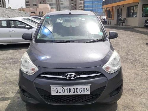 Hyundai i10 Era 1.1 2011 MT for sale in Vadodara