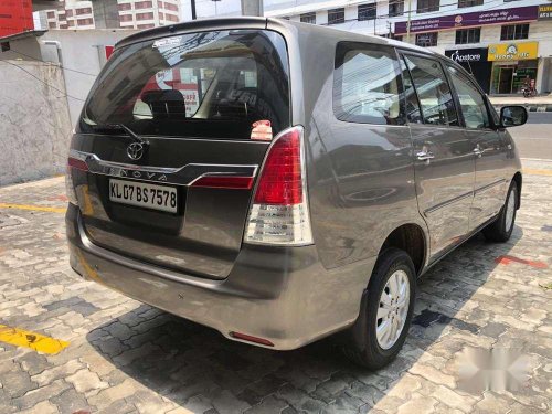 Toyota Innova 2011 MT for sale in Kochi