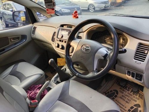 2012 Toyota Innova 2.5 G4 Diesel 8-seater MT in Mumbai