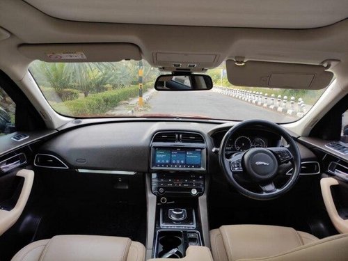Used 2016 Jaguar F Pace Prestige 2.0 AWD AT in New Delhi