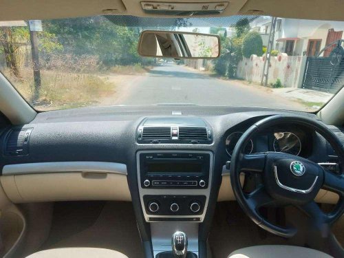 Skoda Laura Ambition 2.0 TDI CR Manual, 2013, Diesel MT in Vadodara