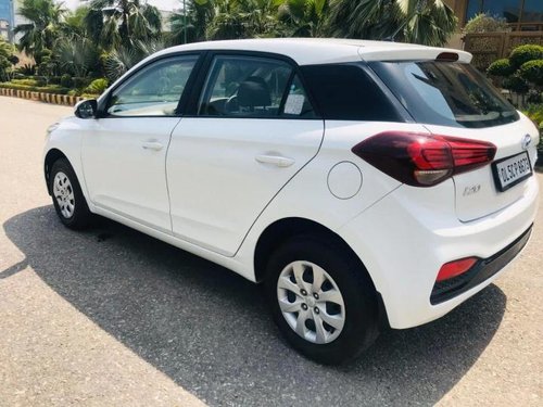 Used 2018 Hyundai i20 MT for sale in New Delhi 
